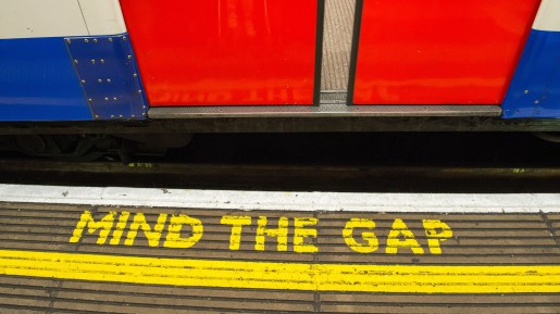 London Tube mind the gap